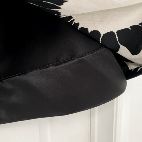 Alice + Olivia - Tania Full Pouf Floral Skirt - Picture 8 of 13